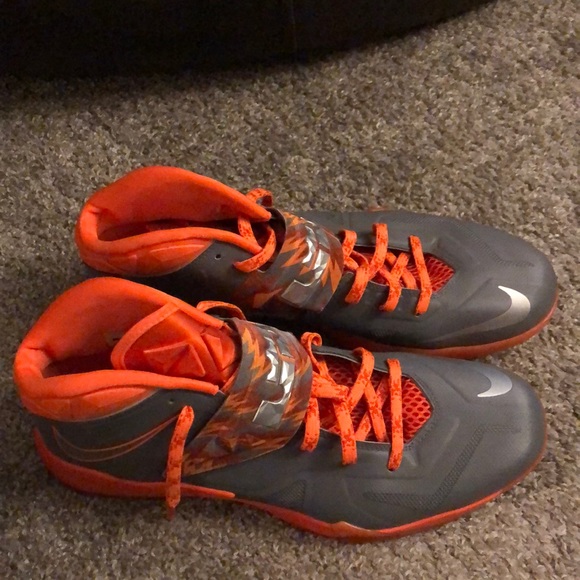 nike lebron zoom soldier vii